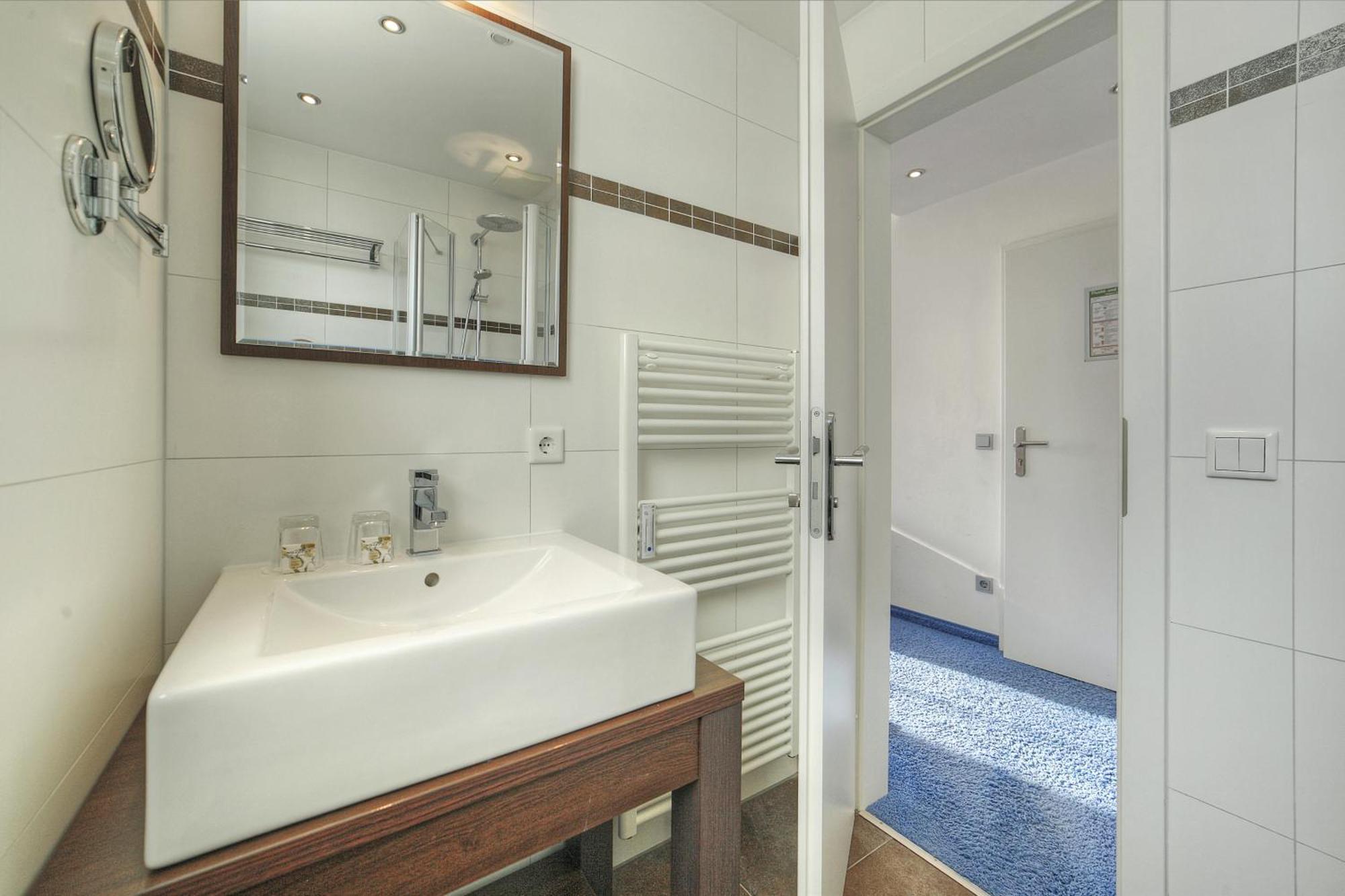 Hotel Da Vinci Groebenzell Bilik gambar